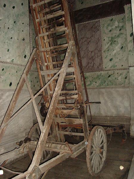 DSC01375.JPG - Ladder in a corner of the Haghia Sophia (Aya Sofya Camii). 17 July 2007