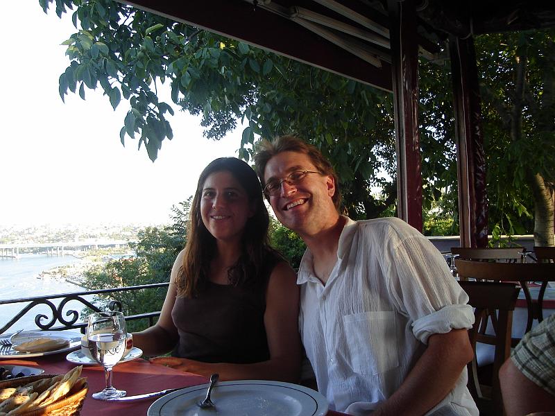 DSC01419.JPG - Brenda and Andrew at the Pierre Loti restaurant overlooking the Golden Horn. 17 July 2007