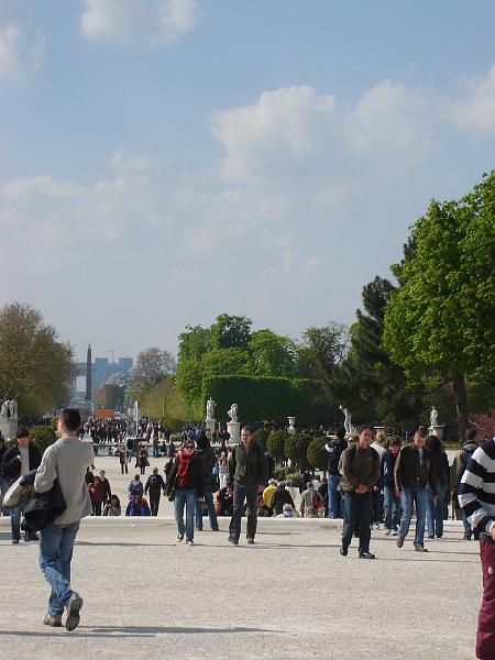 DSC02313.JPG - A view from the grounds of the Louvre, with the Arc de Triomphe, and traffic, in the background.  Paris 16 April 2008