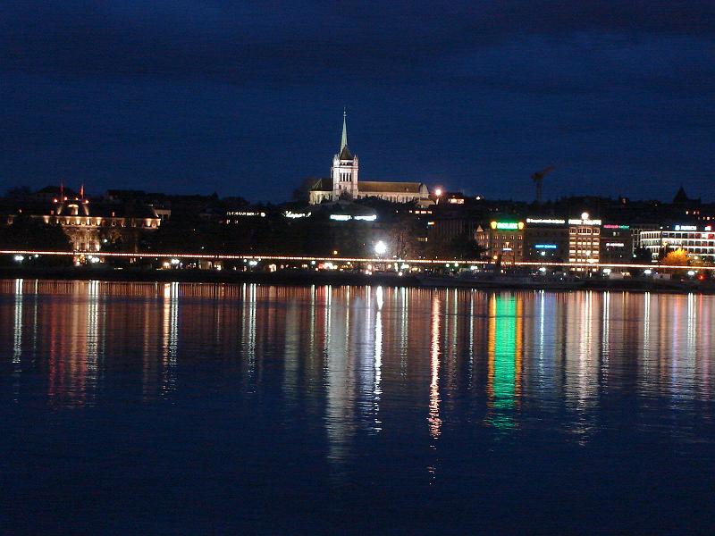 DSC02456.JPG - St. Pierre Cathedral at night, across Lake Geneva, Switzerland 21 April 2008