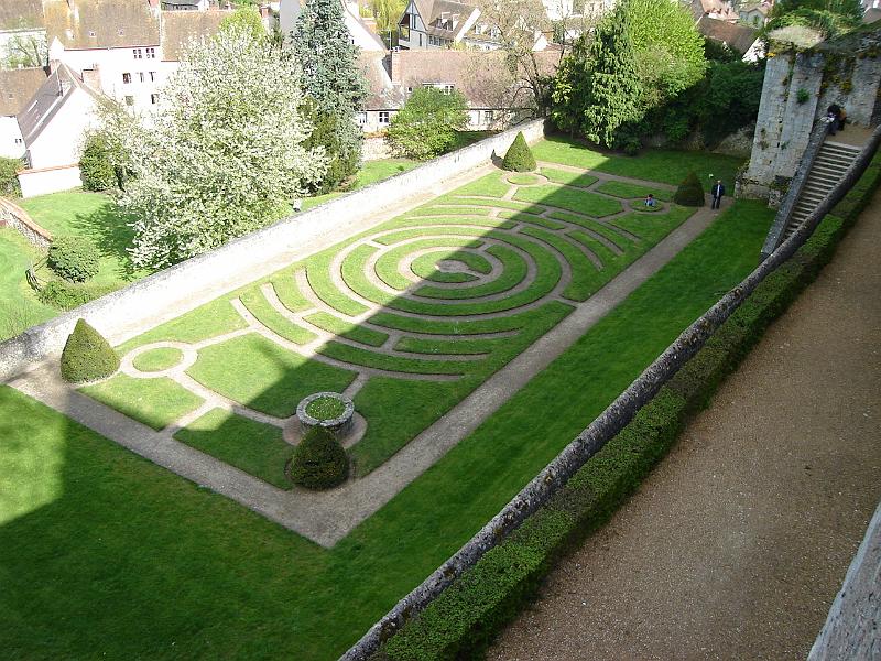 DSC02593.JPG - The gardens at Chartres Cathedral.  France 25 April 2008
