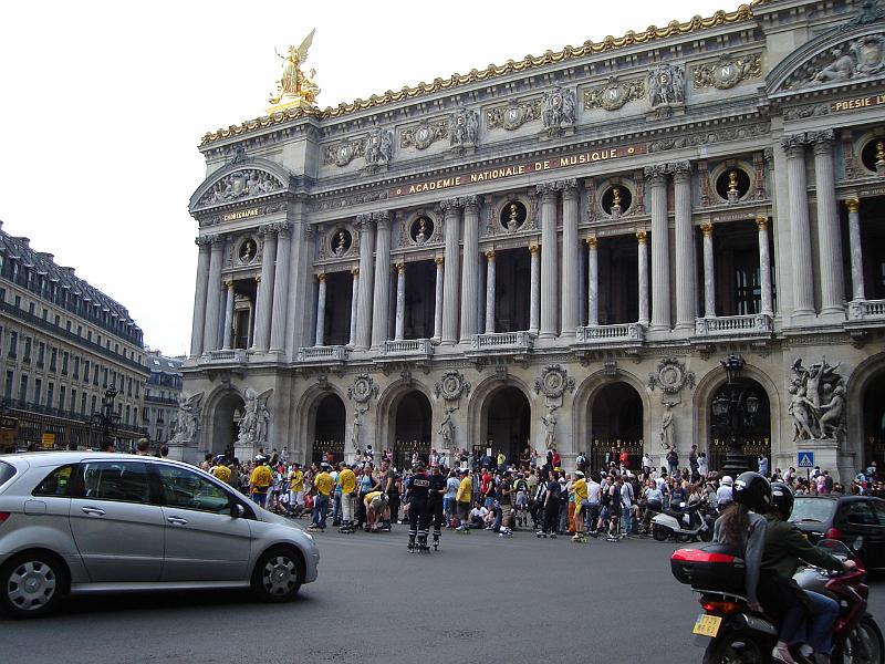 DSC02673.JPG - Exterior of the Paris Opera House, the Academie Nationale de Musique, with several hundred roller bladers swarming, including several police.  The sound of the approach of the roller bladers was quite stunning. 27 April 2008