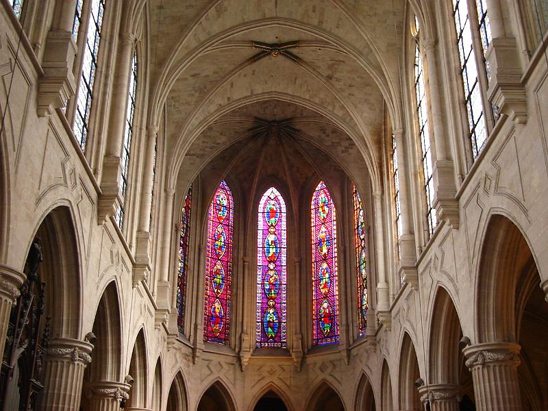 DSC02712.JPG - The vaulted ceiling and stained glass windows of St. Germain L'Auxerrois, near the Louvre. 28 April 2008