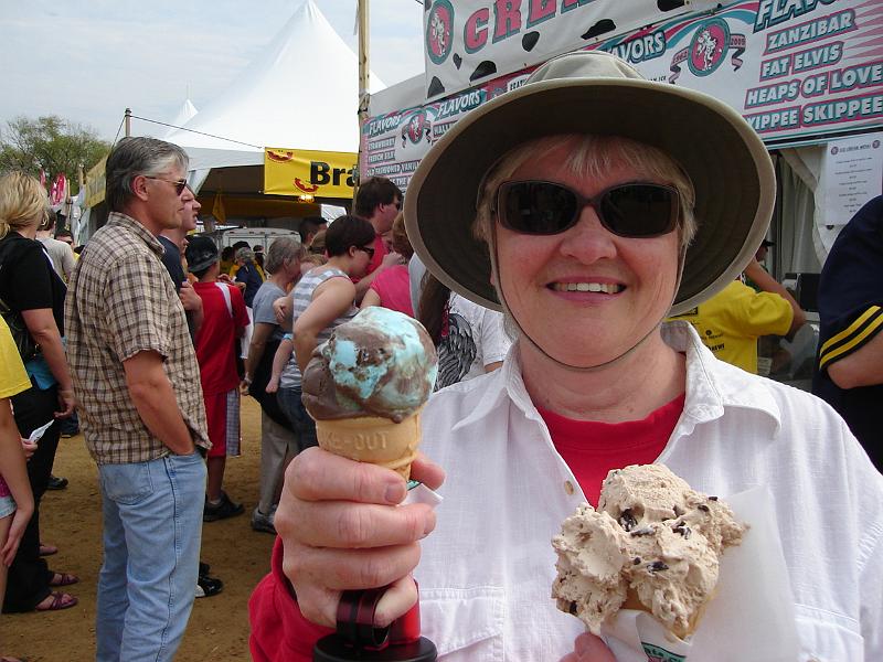 DSC01093.JPG - Ice cream at BratFest.  Judy's is "Dark Side of the Moon" (blue moon and chocolate).  Bill's is "French Silk" (coffee with chocolate).  Fortunately, Judy's is a modest serving and Bill's is rather gigantic.  It's all good. 23 May 2009