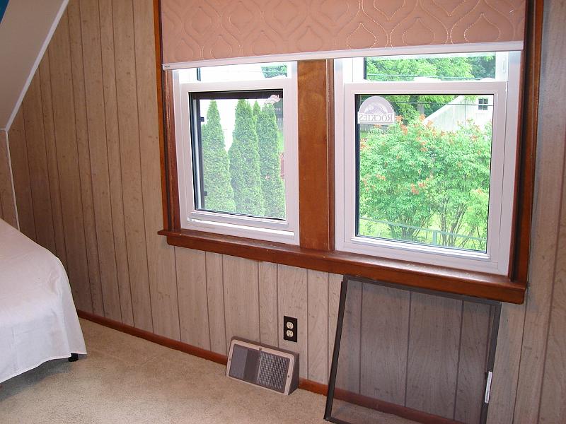DSC01120.JPG - Old windows in Andrew's room, with all the furniture moved. 6 June 2009