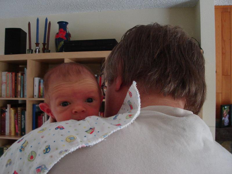 DSC01342.JPG - Sebastian and his grandpa. 23 July 2009