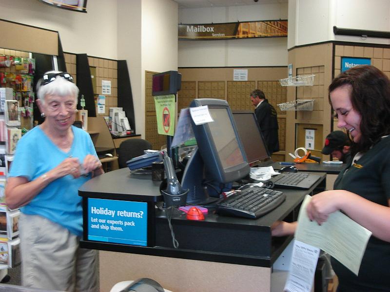 DSC01427.JPG - Ramona at the UPS store. 10 August 2009