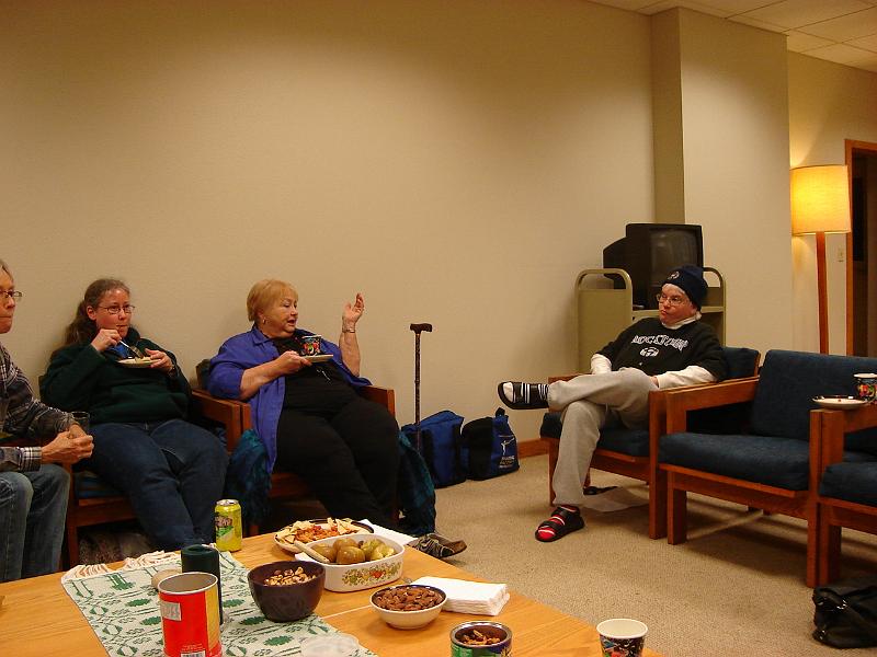 DSC01577.JPG - Petra, Kelly, Kathy, and Judy. 2 October 2009