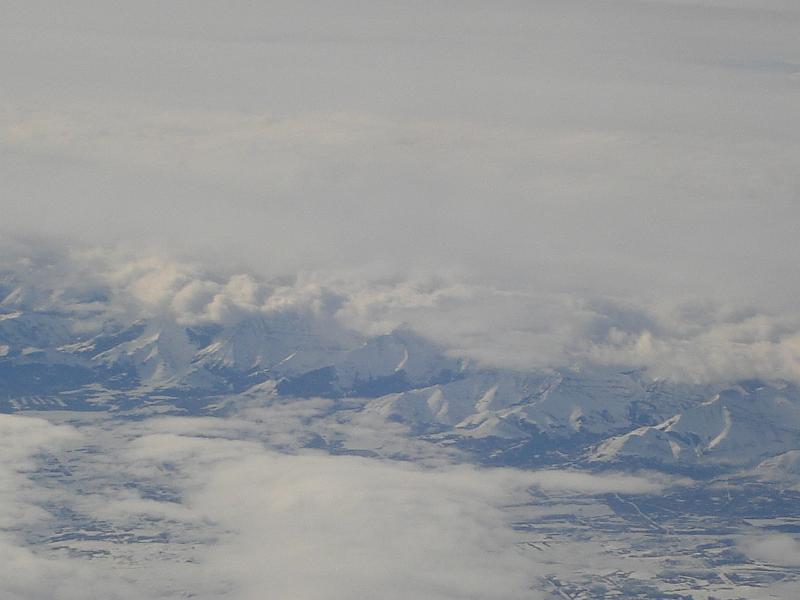DSC01645.JPG - Some mountains on our way to Seattle. 15 October 2009