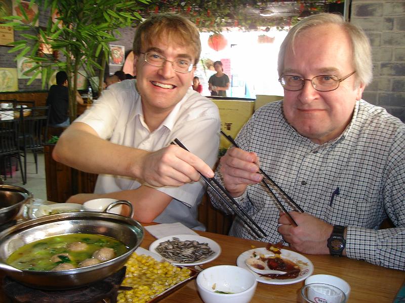 DSC01911.JPG - Lunch with Andrew.  Still working on the chop sticks. 22 October 2009