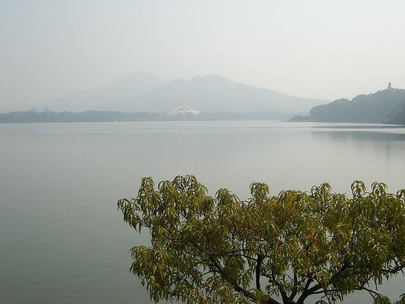 DSC01956.JPG - Xuanwu Lake, with Purple Mountain in the background. 23 October 2009