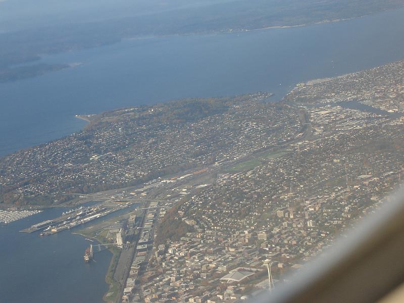 DSC02600.JPG - Seattle from the air. 3 November 2009