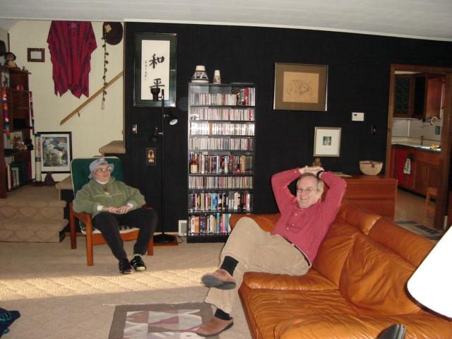 DSC00224.JPG - Judy and Bill happy Gretchen is in Madison. 22 March 2006