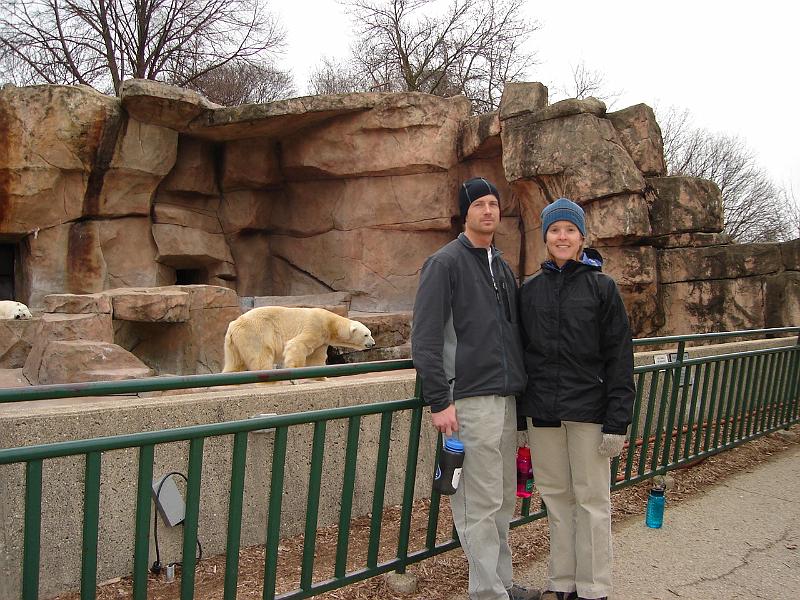 DSC00258.JPG - Henry Vilas zoo with polar bear, Matt and Gretchen. 24 March 2006