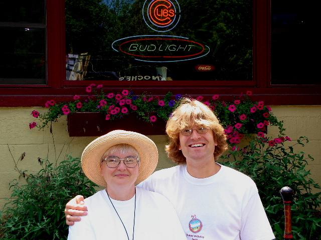 351.jpg - Andrew and Judy at the Oakcrest. 27 July 2006