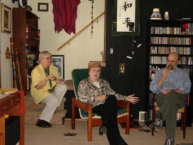 DSC00411.JPG - Judy, Joyce, and Peter at FORAM party. 24 September 2006