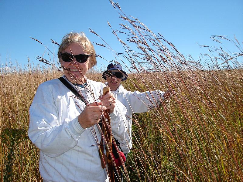 DSC00433.JPG - Vada and Ramona on prairie trail at Goose Pond. 26 September 2006