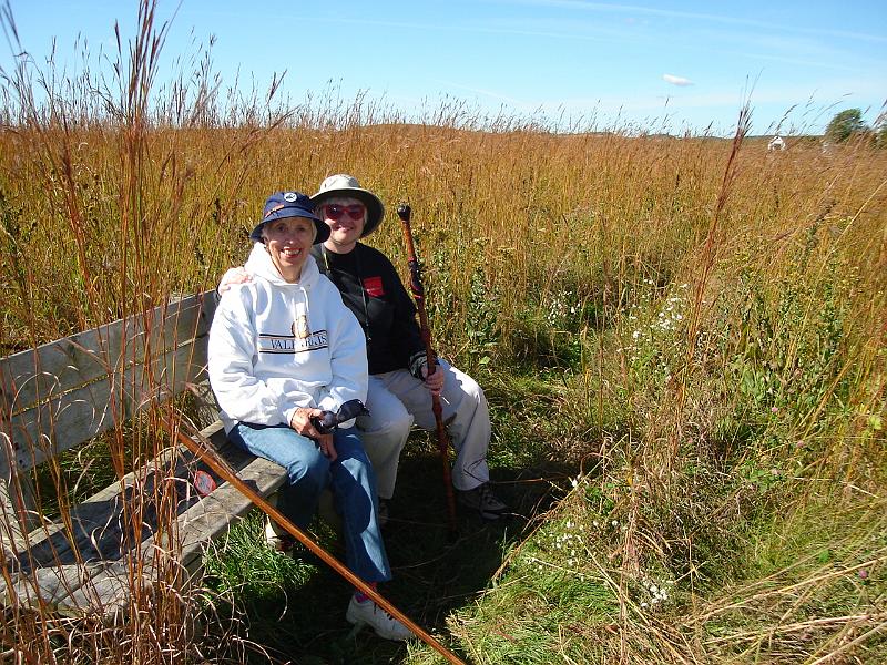 DSC00439.JPG - Ramona and Judy near Goose Pond. 26 September 2006