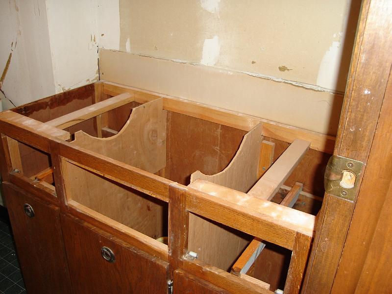 DSC00507.JPG - Old sink and counter out. 23 October 2006