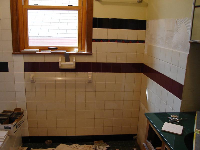 DSC00520.JPG - Tiling almost done. 24 October 2006