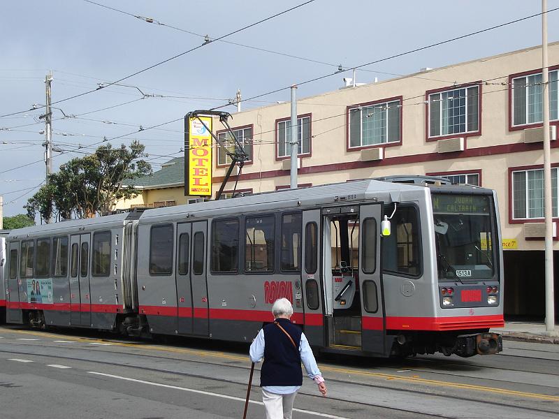 DSC01605.JPG - Ramona ready to board the N Judah Street car in front of Ocean View Motel, San Francisco. 10 August 2007