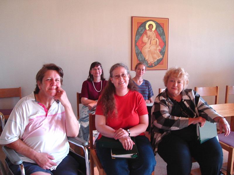 DSC01705.JPG - Kit, Phyllis, Kelly, Liz, and Kathy at Luther Memorial Women's Retreat at Holy Wisdom Monastery. 7 September 2007