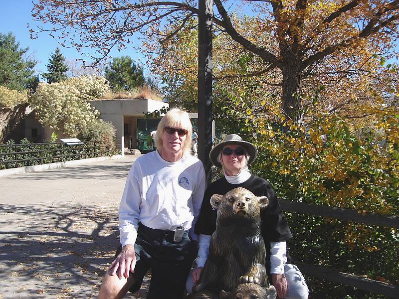 DSC01929.JPG - Richard and Judy at Denver Zoo. 25 October 2007