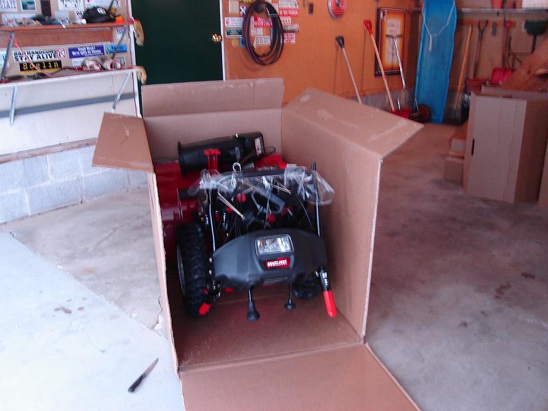 DSC02151.JPG - Thor waiting to be assembled. 9 December 2007