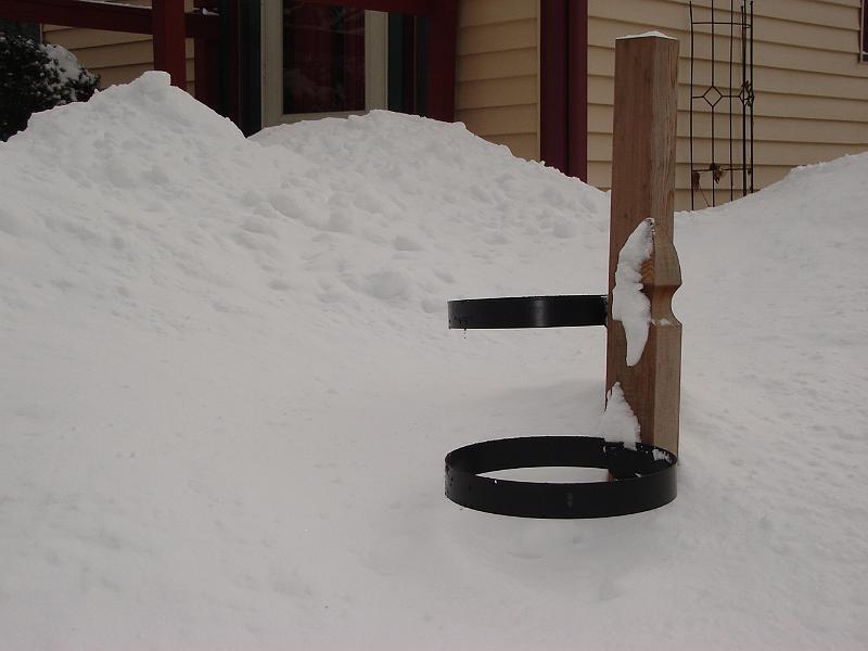 DSC02189.JPG - The bird bath sculpture is nearly buried by snow. 29 December 2007