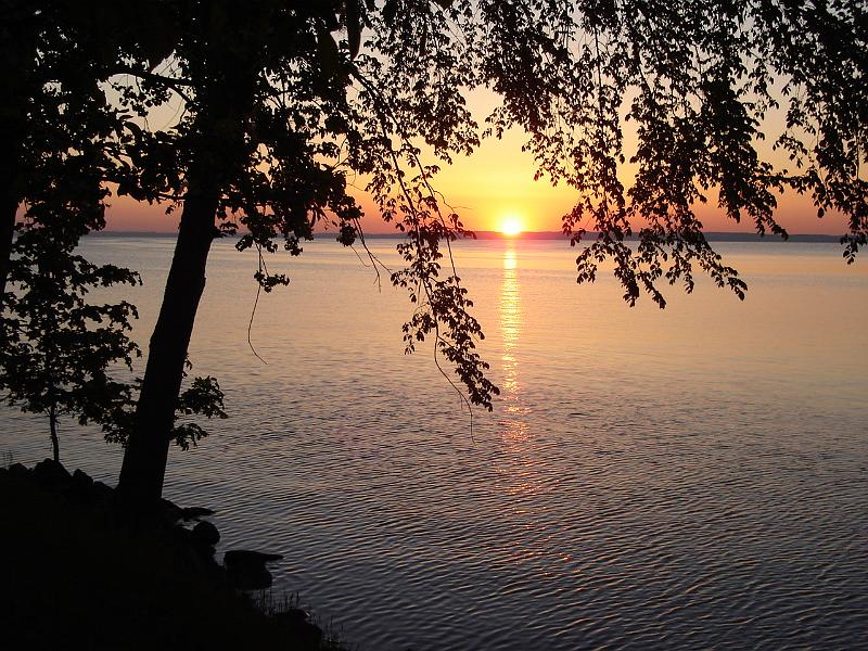 DSC02878.JPG - Not quite nine hours later, sunrise on Lake Winnebago.  Jesuit Retreat House.  Oshkosh Wisconsin. 29 May 2008