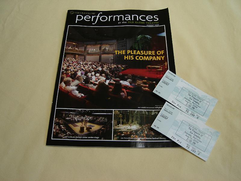 DSC00065.JPG - We saw a play at the Old Globe in Balboa Park - "The Pleasure of Your Company". 10 August 2008