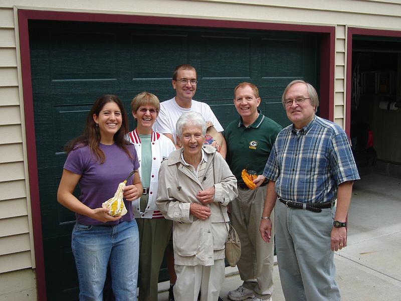 DSC00259.JPG - Brenda, LaVerne, Andrew, Millie, Ed, and Bill. 14 September 2008