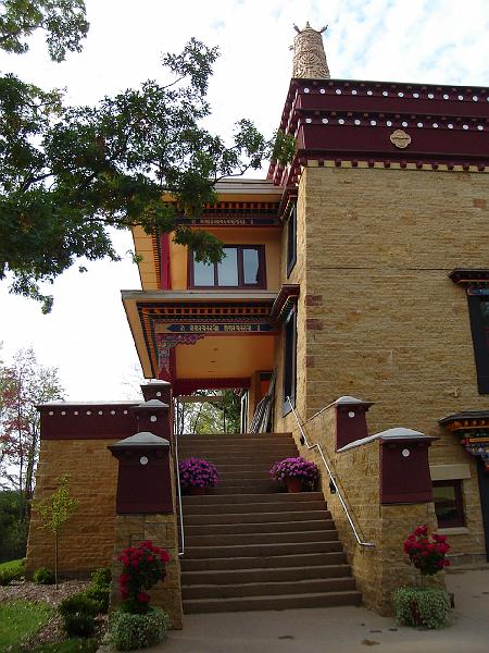 DSC00373.JPG - The Buddhist temple in Deer Park, near Oregon Wisconsin 6 October 2008