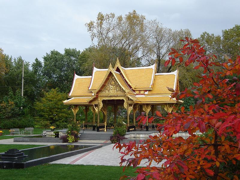 DSC00456.JPG - The Thai Pavilion at Olbrich Gardens, Madison 13 October 2008