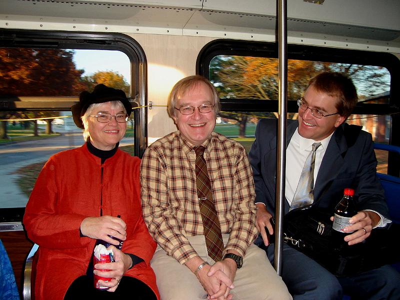 DSC00496.JPG - Judy, Bill, and Andrew en route. Urbana 4 November 2008