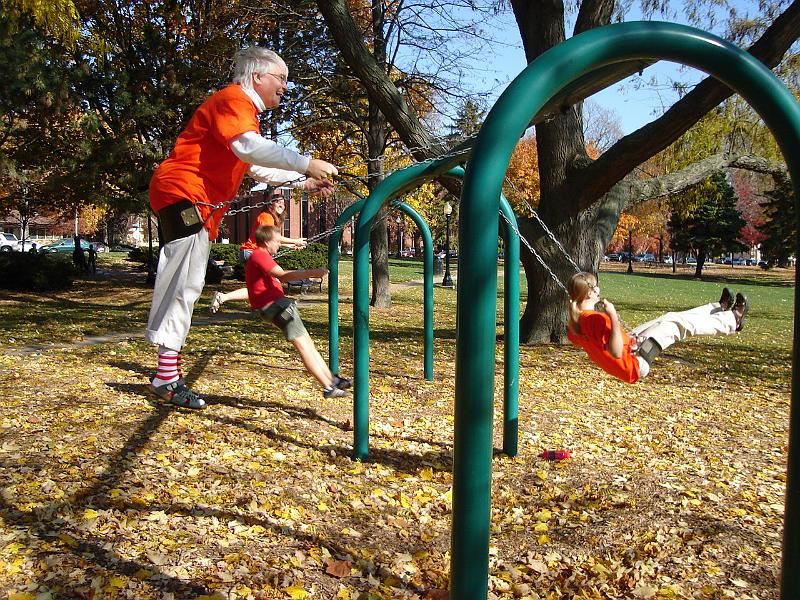 DSC00557.JPG - Judy, Brenda (furthest away), Andrew, and Gretchen swinging at Westside Park, Champaign Illinois. 5 November 2008