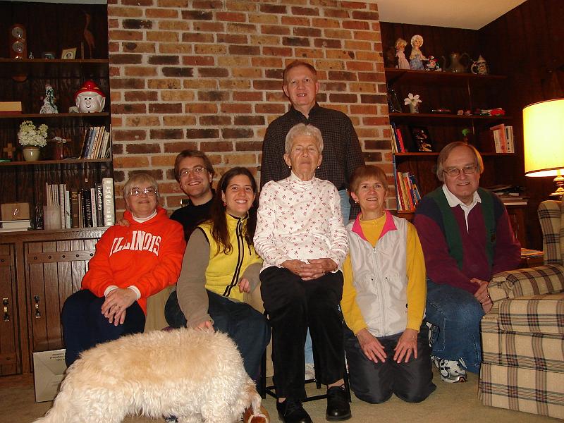 DSC00597.JPG - Judy, Andrew, Brenda, Millie, Ed, LaVerne, and Bill with Dusty in foreground.  Mequon 29 November 2008