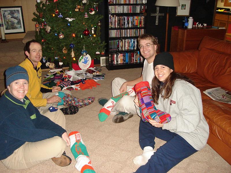DSC00687.JPG - Gretchen +1, Matt, Andrew, and Brenda  discover Santa still makes an appearance, even on the sixth day of Christmas. 30 December 2008