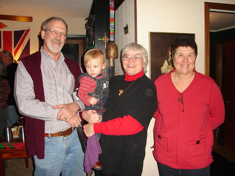 DSC00711.JPG - Jim, Cameron, Judy, Evey. 30 December 2008