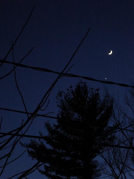 DSC00740.JPG - Beautiful sky in midwinter in Wisconsin. 31 December 2008